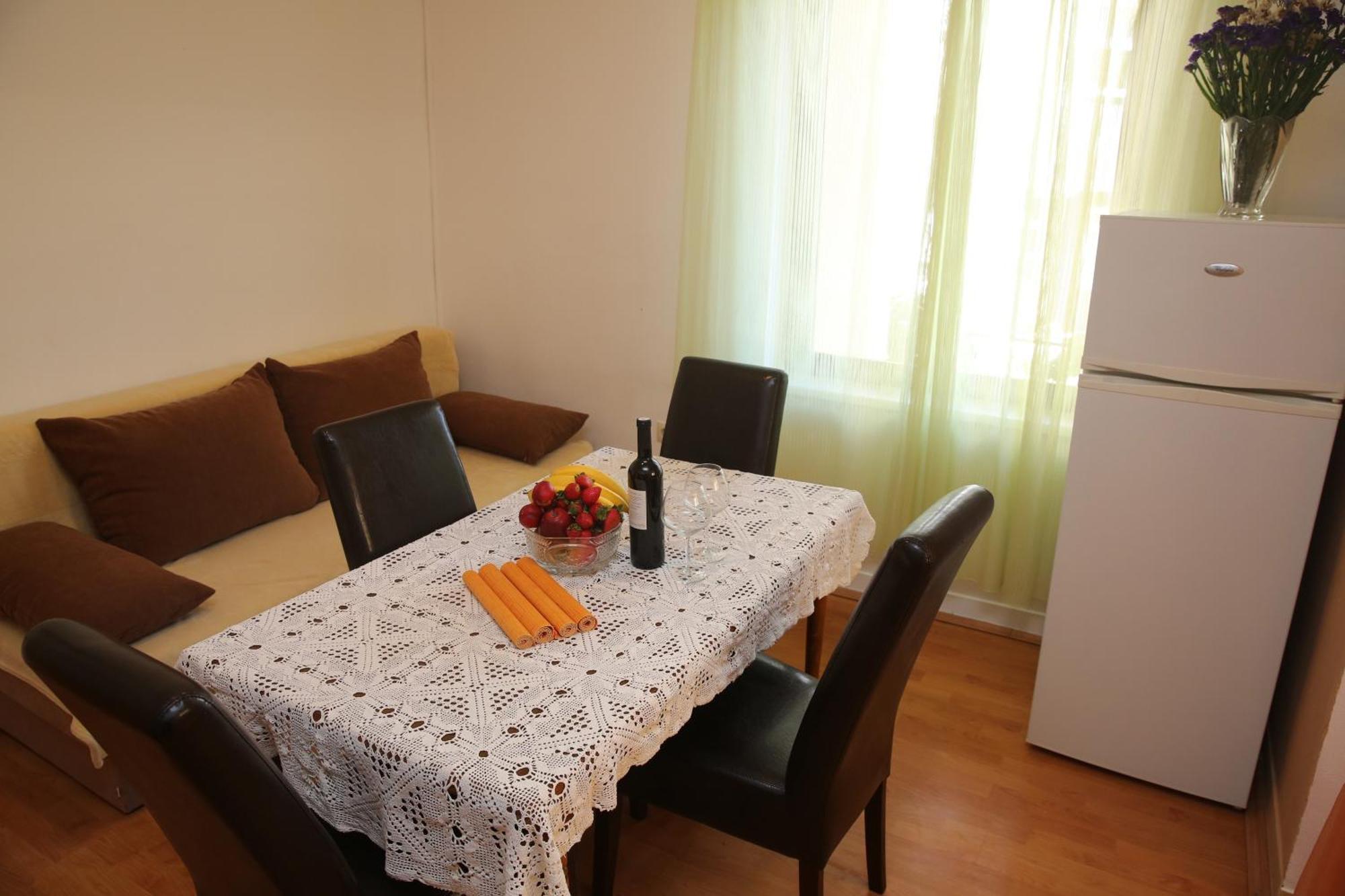 Vedrana Apartment *