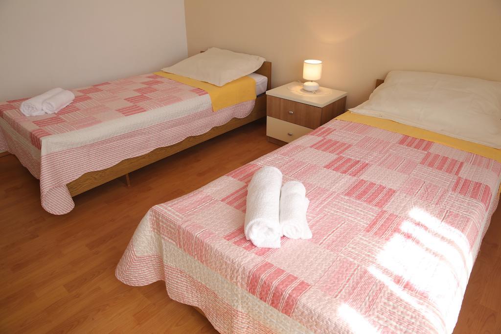 Vedrana Apartment