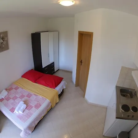 Apartments Vedrana Zadar Room photo