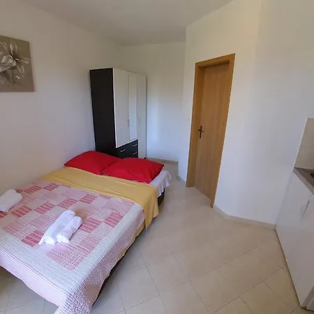 Apartments Vedrana Zadar Room photo